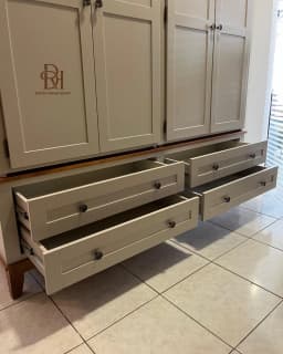 Roupeiro de 4 Portas Almofadado - Linha 900 miniatura 3