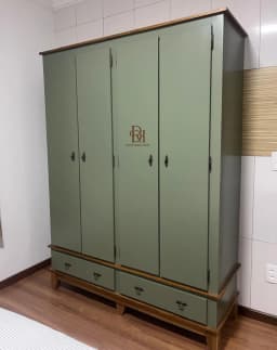 Roupeiro Padrão de 4 portas - Linha 900 miniatura 1