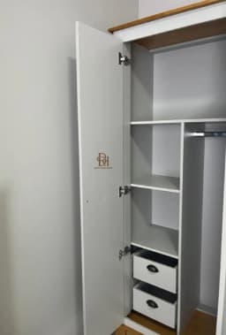 Roupeiro Projetado de 4 Portas miniatura 3