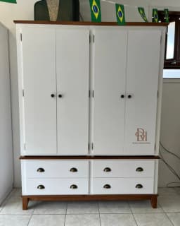 Guarda-Roupa 1.60 m liso 4 Portas e 4 Gavetas – Frete Rápido miniatura 1