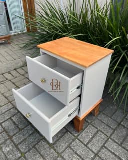 Mesa de Cabeceira 2 Gavetas Off White – Frete Rápido miniatura 3